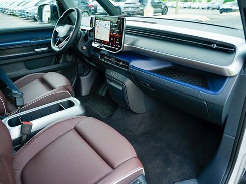 New 2025 Volkswagen ID. Buzz Pro S image 39