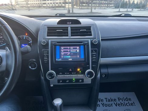 Used 2013 Toyota Camry SE w/ Convenience Pkg image 20