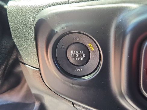 Used 2021 Jeep Wrangler Unlimited Rubicon w/ Dual Top Group AWD/4WD image 23
