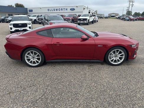 Used 2024 Ford Mustang GT Premium image 8