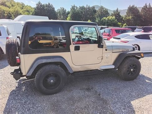 Used 2004 Jeep Wrangler X w/ Full Face Tire & Wheel Group AWD/4WD image 5
