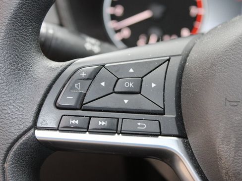 Used 2021 Nissan Altima 2.5 SV image 12