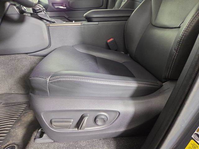 Used 2025 Toyota Land Cruiser AWD/4WD image 31