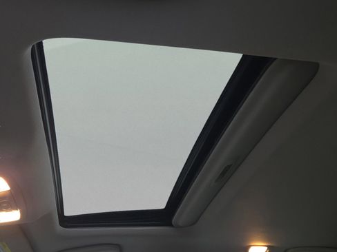 Used 2017 INFINITI QX50 2WD w/ Premium Plus Package image 53