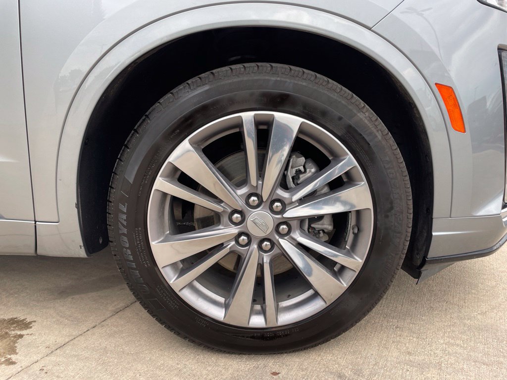 Used 2024 Cadillac XT6 Premium Luxury FWD image 28