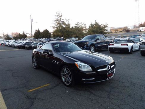Used 2016 Mercedes-Benz SLK 300 image 6