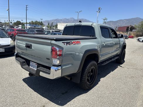 Used 2023 Toyota Tacoma TRD Off-Road AWD/4WD image 4