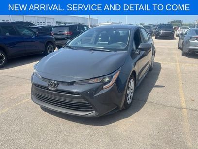 Used 2025 Toyota Corolla LE