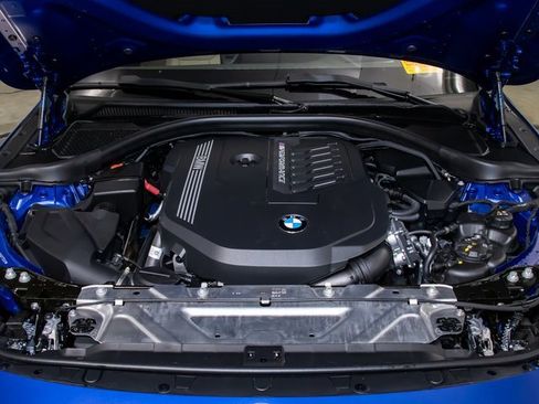Certified 2025 BMW M240i xDrive Coupe image 5
