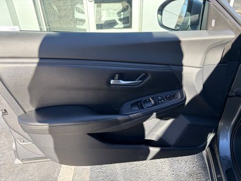 Used 2022 Nissan Sentra SV w/ All-Weather Package image 12