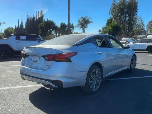Used 2023 Nissan Altima 2.5 SL AWD/4WD image 6