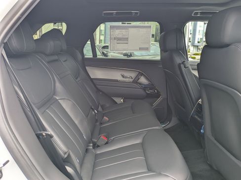 New 2026 Land Rover Range Rover Sport Dynamic SE AWD/4WD image 32