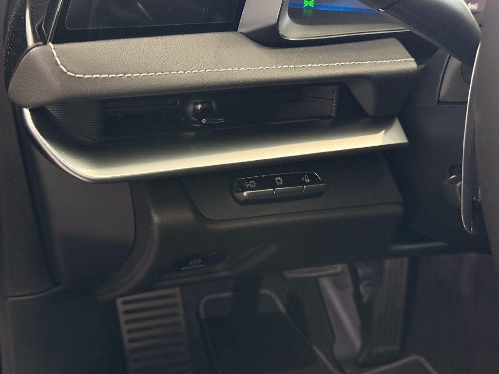 New 2027 Chevrolet Corvette Grand Sport RWD image 16