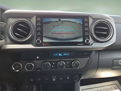 Used 2023 Toyota Tacoma TRD Sport w/ Technology Package AWD/4WD image 26