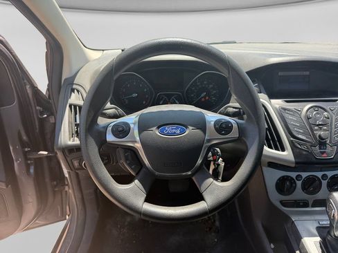 Used 2014 Ford Focus SE FWD image 15