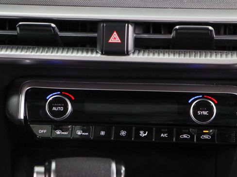 Used 2022 Kia K5 GT-Line w/ GT-Line FWD Premium Package image 20