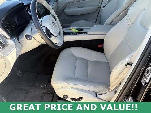 Used 2019 Volvo XC60 T5 Momentum image 27