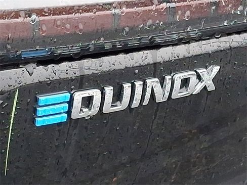 New 2026 Chevrolet Equinox EV LT image 17