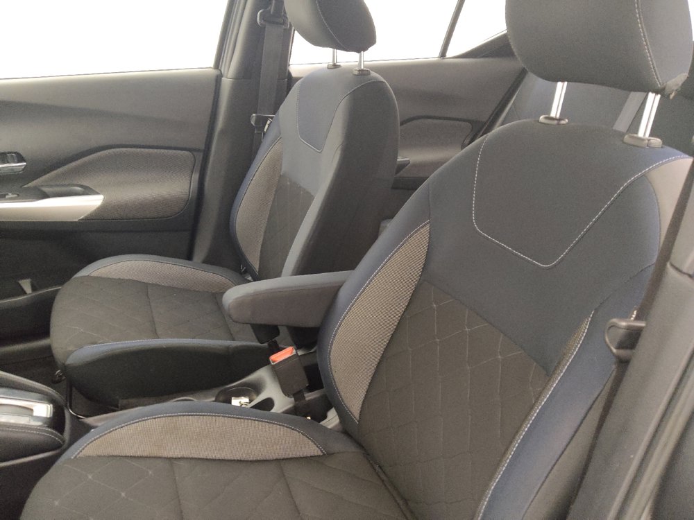 Used 2019 Nissan Kicks SV FWD image 17