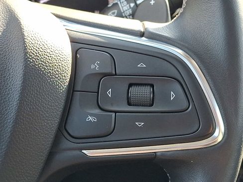 Used 2023 Buick Envision Essence w/ Sport Touring Package image 22