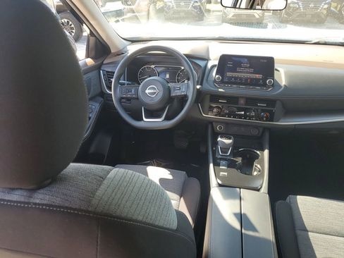 Certified 2023 Nissan Rogue SV FWD image 19