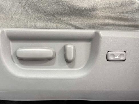 Used 2017 Toyota Sequoia SR5 image 22