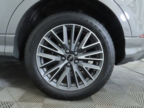 Used 2023 Audi Q3 2.0T Premium w/ Convenience Package image 31