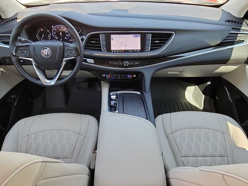 Used 2024 Buick Enclave Avenir w/ Avenir Technology Package AWD/4WD image 18