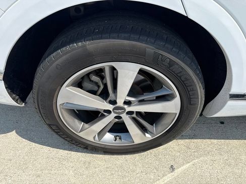Used 2021 Genesis GV80 2.5T w/ Advanced Package 02 AWD/4WD image 4