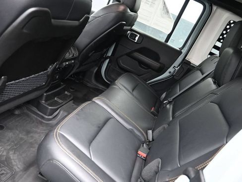 Used 2024 Jeep Wrangler Unlimited Sahara w/ Safety Group AWD/4WD image 21