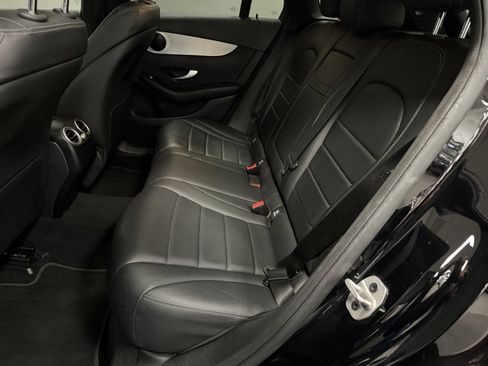 Certified 2022 Mercedes-Benz GLC 300 image 38