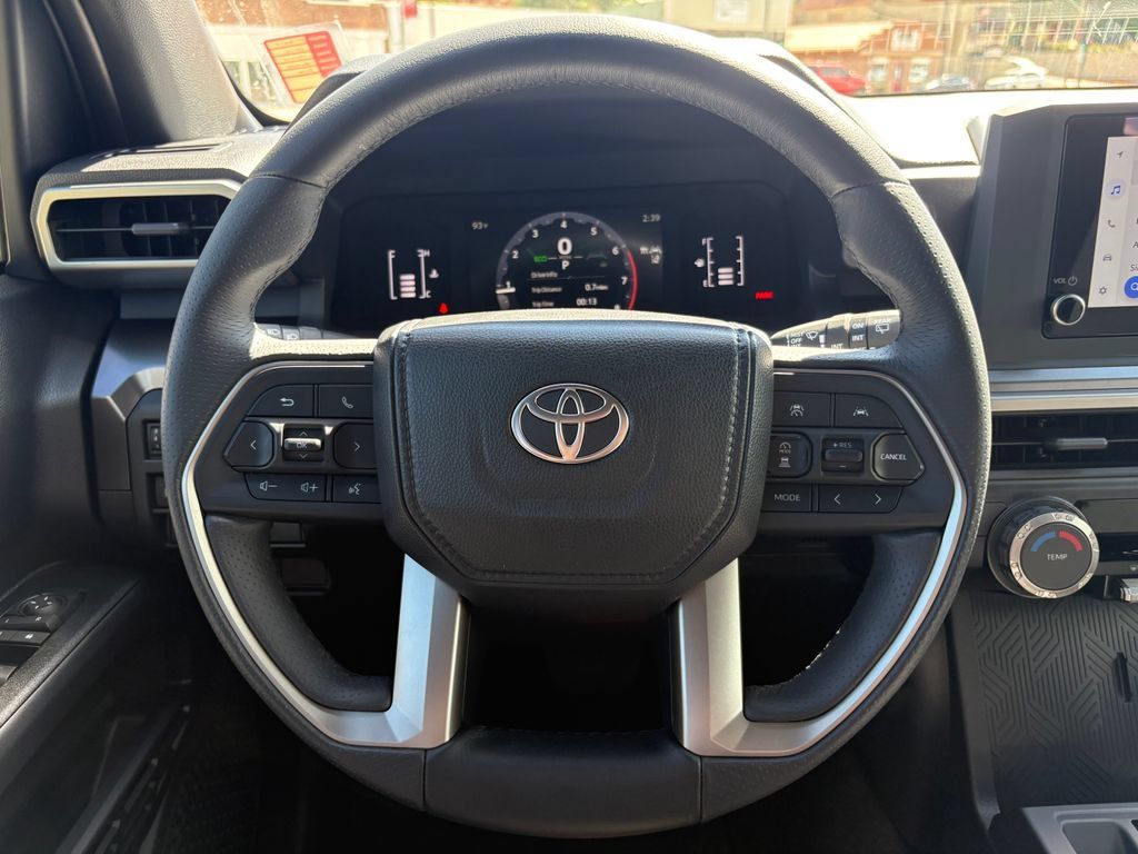 Used 2026 Toyota 4Runner SR5 AWD/4WD image 20