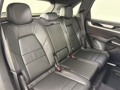 New 2026 Porsche Cayenne S image 23