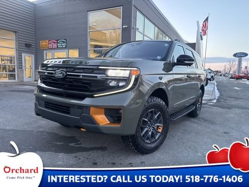 Used 2025 Ford Expedition Tremor image 1
