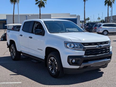Used 2021 Chevrolet Colorado Z71 w/ Safety Package image 3