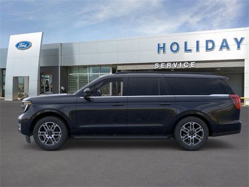 New 2025 Ford Expedition Max Active image 3