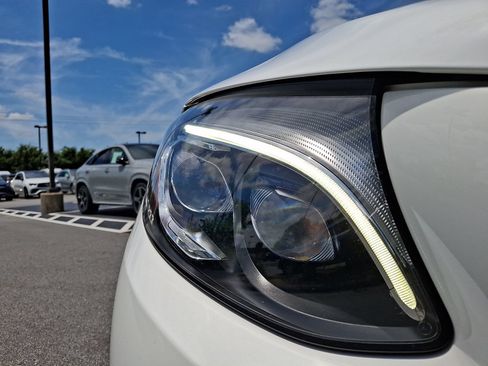 Certified 2018 Mercedes-Benz GLC 300 image 9
