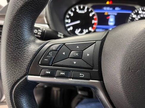 Used 2023 Nissan Altima 2.5 SV image 22