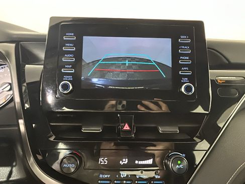 Used 2024 Toyota Camry SE FWD image 23