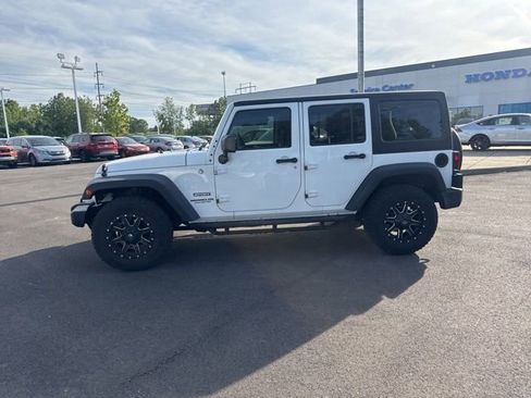 Used 2015 Jeep Wrangler Unlimited Sport w/ Quick Order Package 24S AWD/4WD image 19