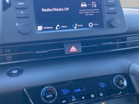 New 2026 Hyundai Elantra Sport FWD image 14
