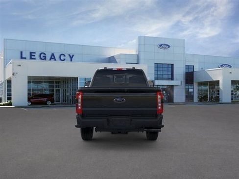 New 2026 Ford F250 XLT w/ XLT Premium Package AWD/4WD image 5
