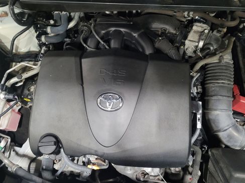 Used 2021 Toyota Highlander Limited image 30