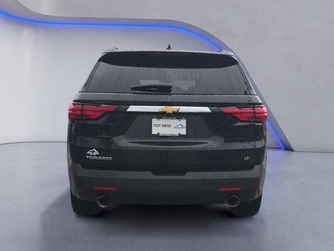 Used 2023 Chevrolet Traverse LT FWD image 4