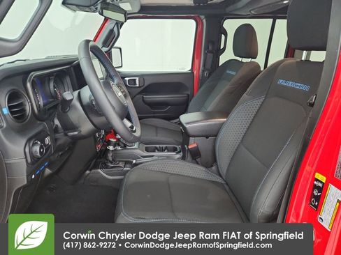 Used 2024 Jeep Wrangler Unlimited Rubicon 4xe image 19