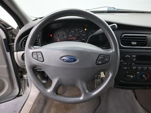 Used 2002 Ford Taurus SE image 13