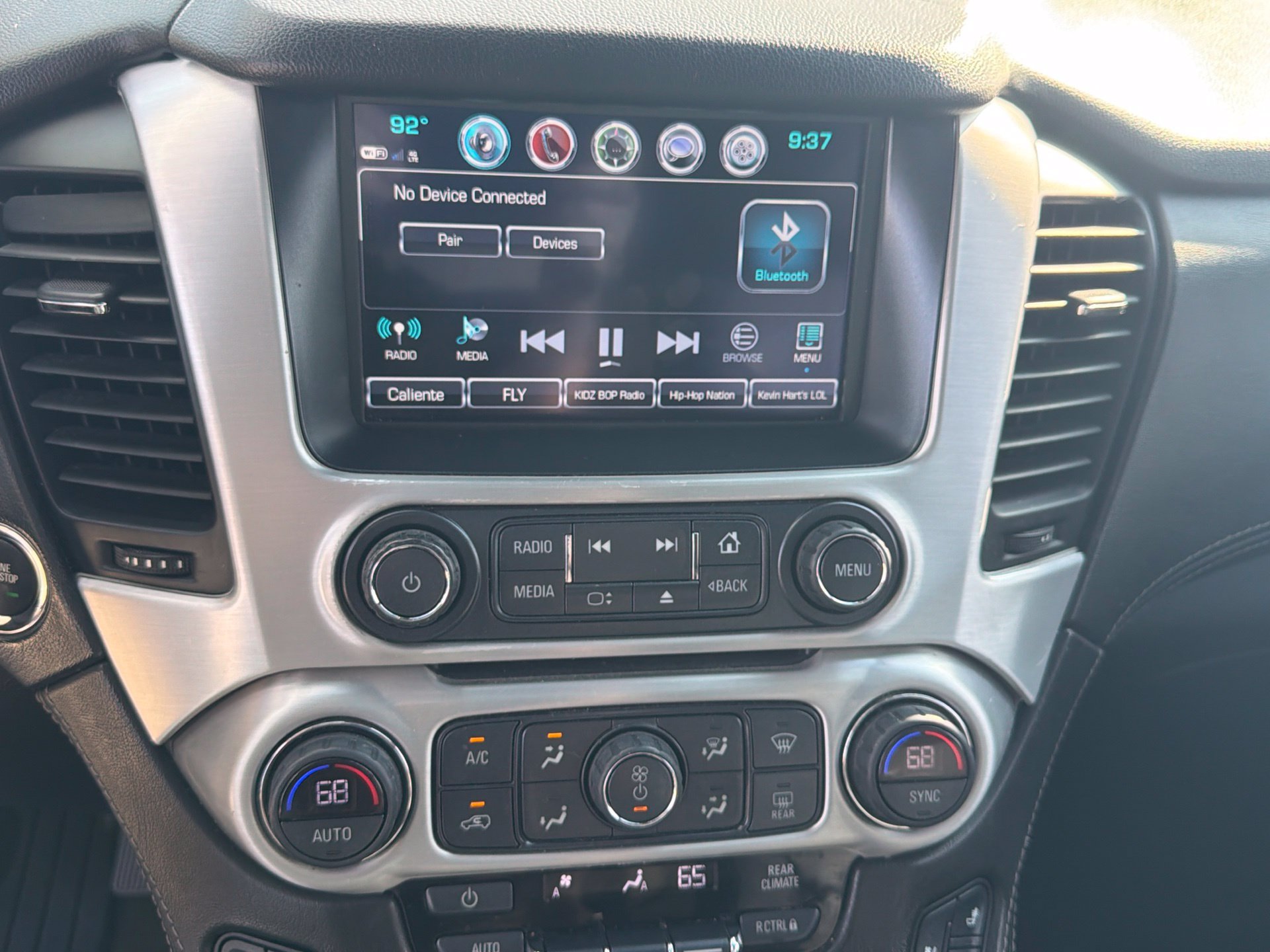 Used 2018 GMC Yukon XL SLT w/ Premium Edition AWD/4WD image 21