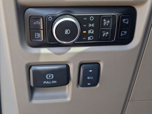 Used 2025 Ford F150 Platinum w/ Equipment Group 703A Plus image 24