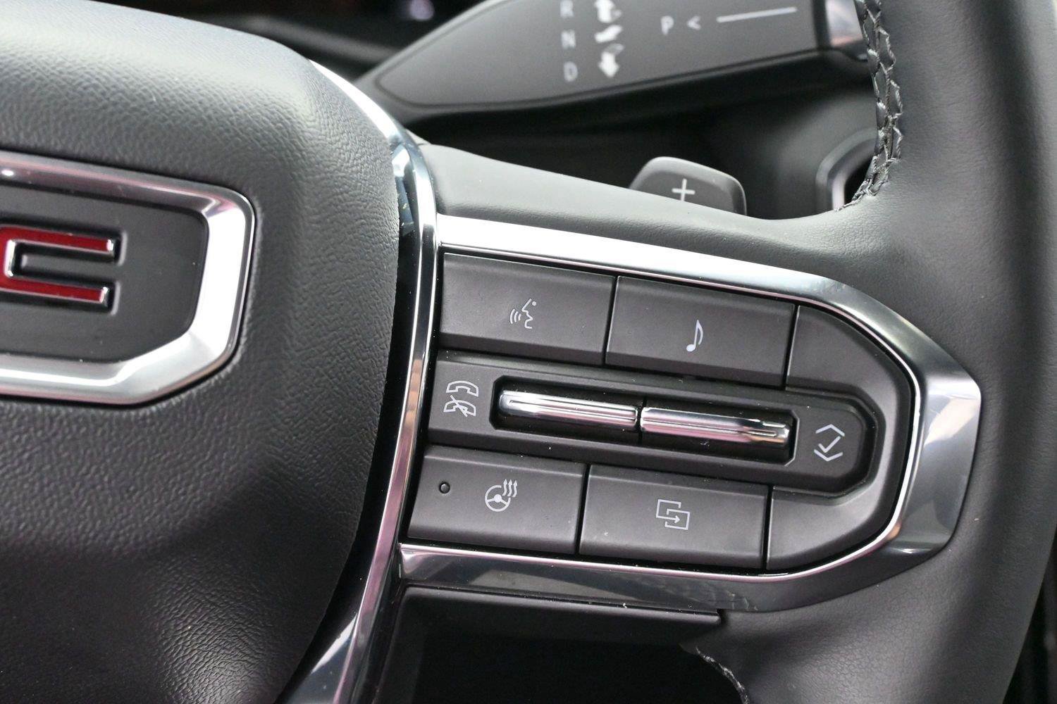 Used 2025 GMC Acadia Elevation FWD image 20