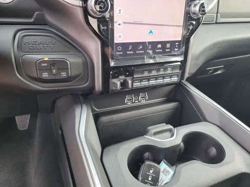 New 2026 RAM 2500 Big Horn AWD/4WD image 18